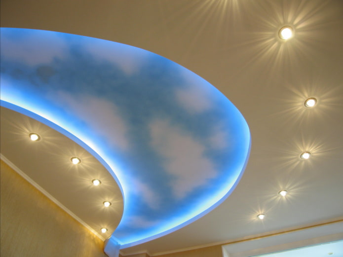 curly ceiling structure in the form of a semicircle