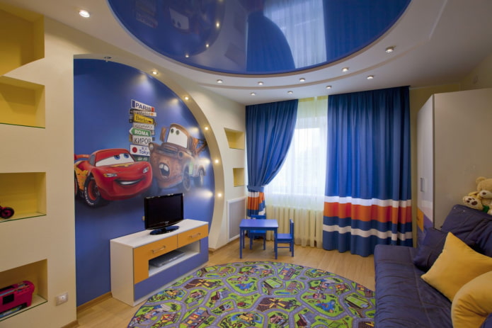 ceiling structure in the boy's room