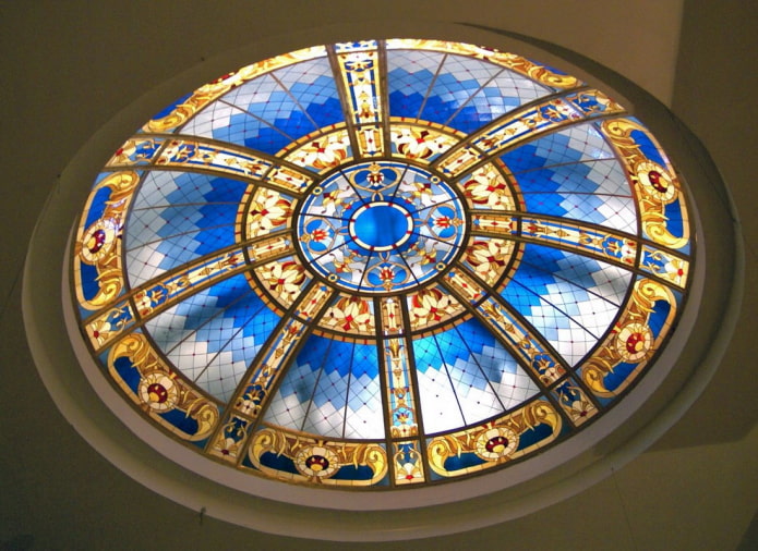 dome-shaped stained glass ceiling structure