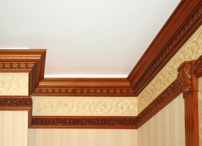wooden ceiling fillet