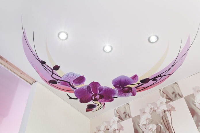 flower sticker on the ceiling