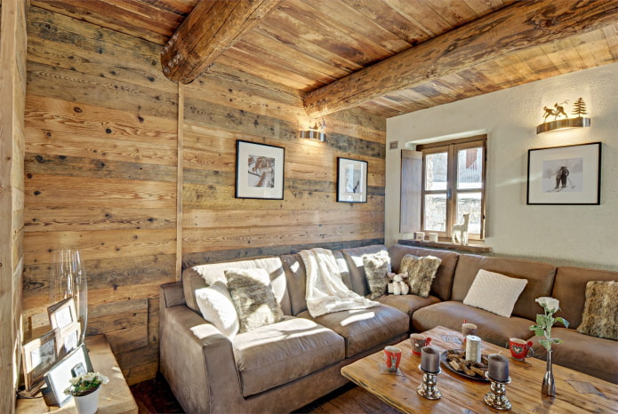 chalet-style ceiling design