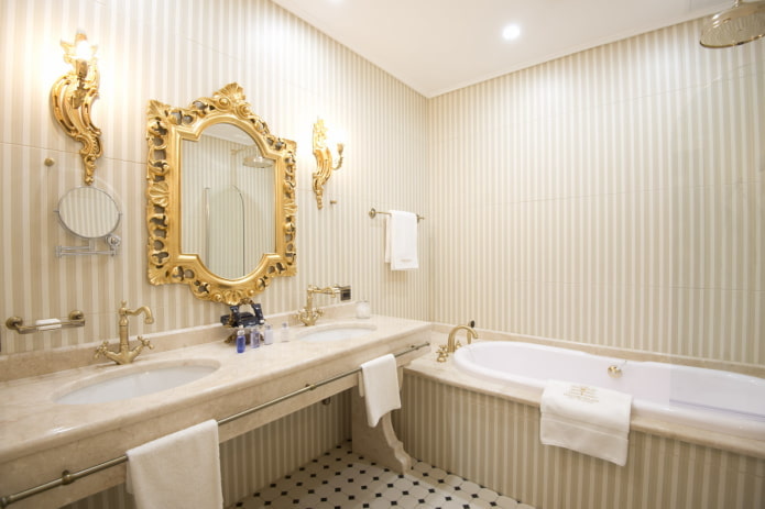 зидни дизајн у унутрашњости купатила у класичном стилу