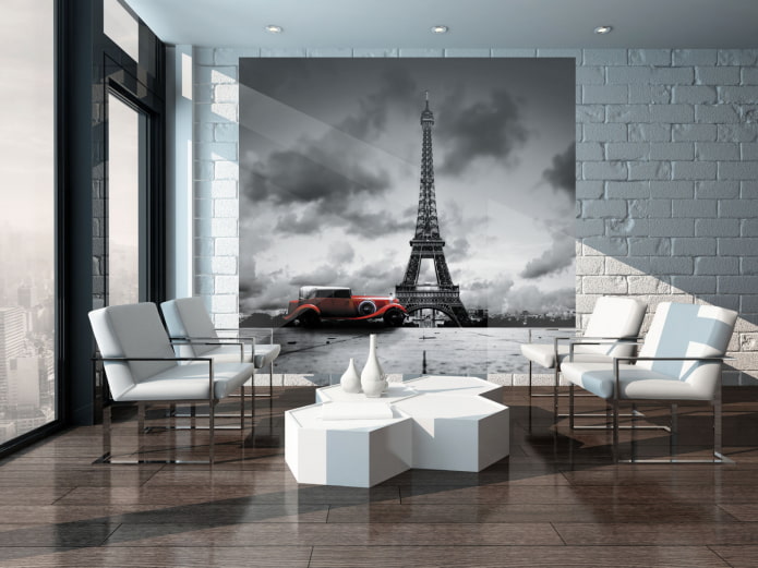 a belső térben Párizsot ábrázoló festmény