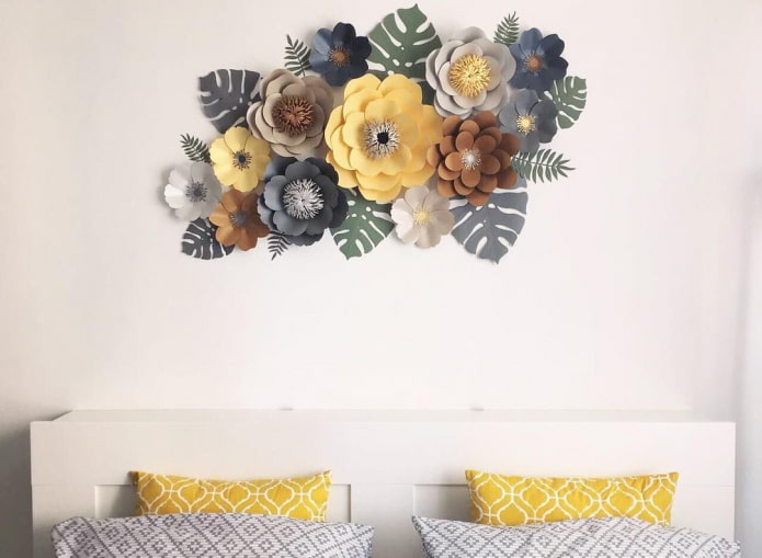 paper flowers on the wall in the interior