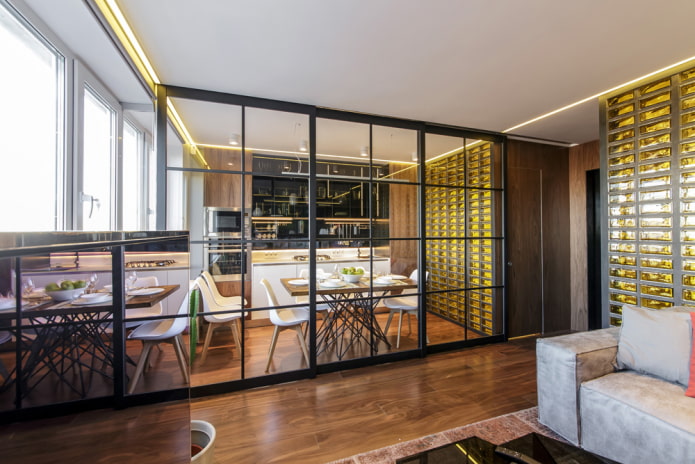 metal partition in the interior of the kitchen-living room