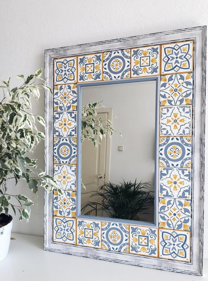 mirror decorated with tiles