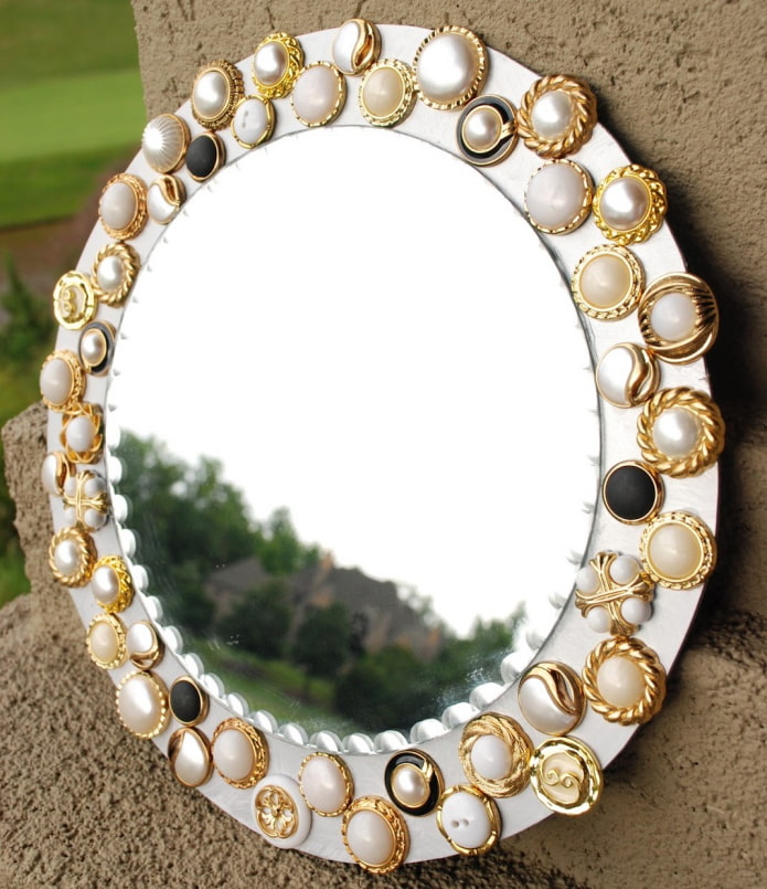 mirror decorated with buttons