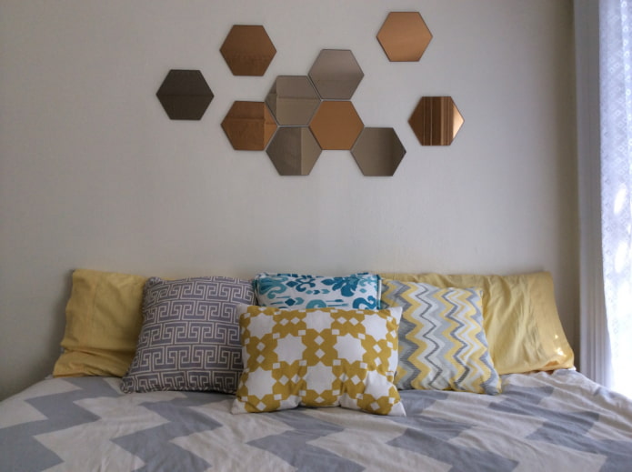 mirrors in the form of hexagons in the interior