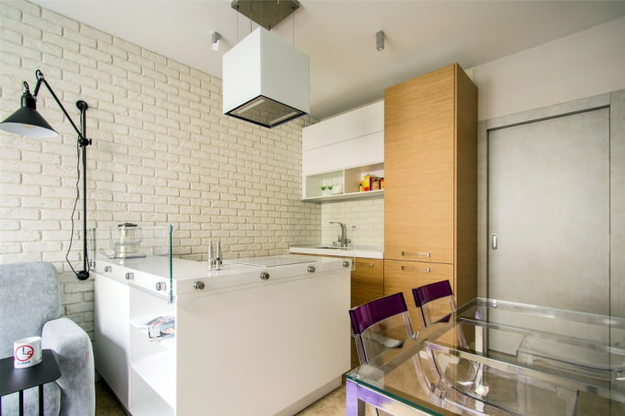 gray-beige door in the kitchen