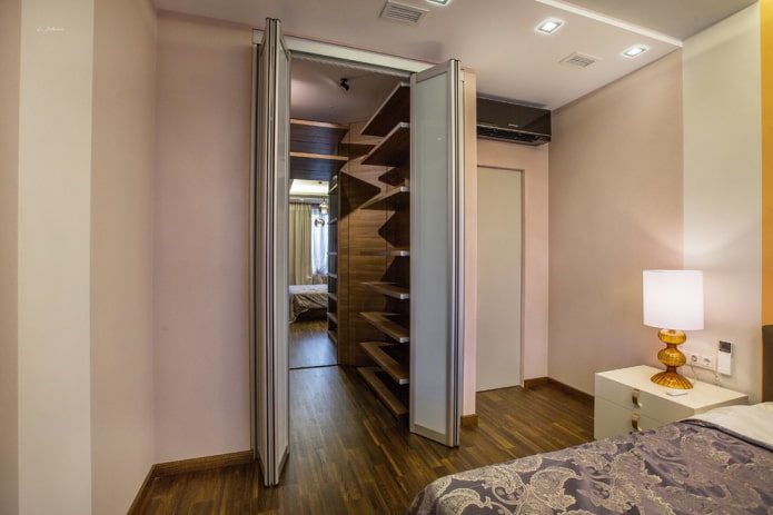 dressing room with folding doors in the interior