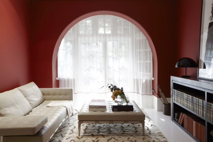 window arch in the interior of the living room