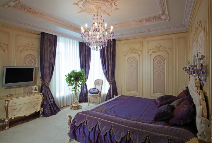beige walls in the interior of the bedroom