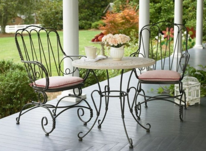 wrought iron outdoor table