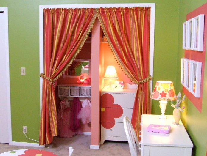 curtains on the door in the interior of the nursery