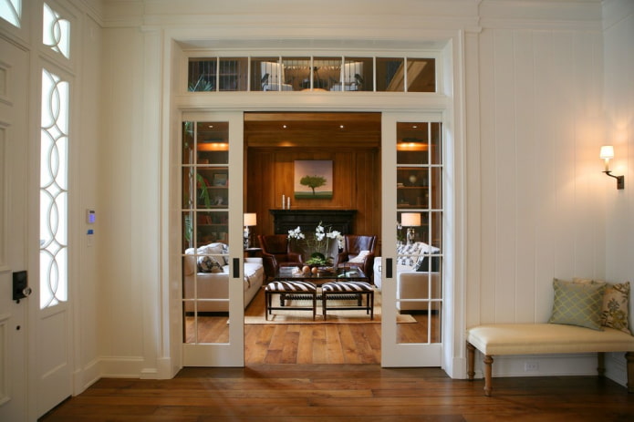sliding canvases with transom in the interior