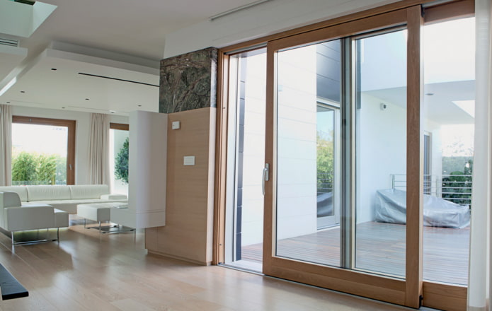 sliding panoramic canvases in the interior