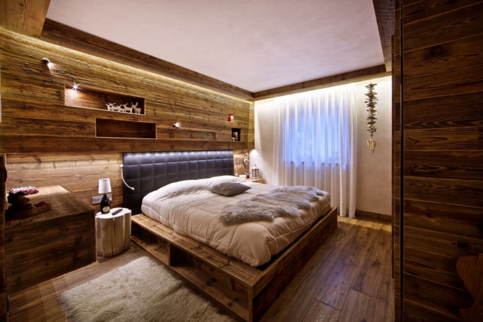 дрвени кревет у стилу шале