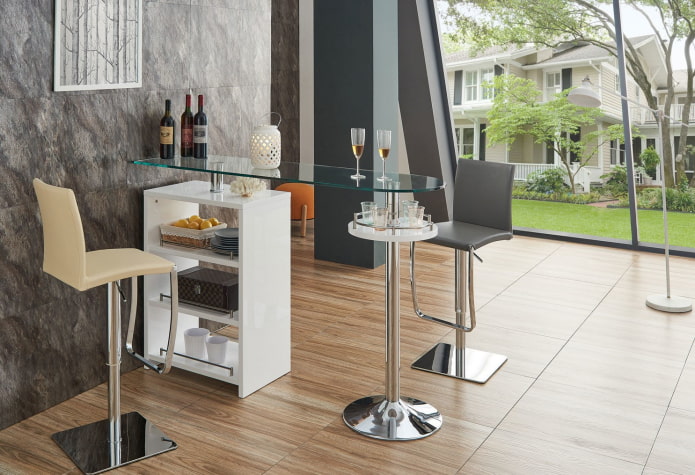 glass bar counter in the interior