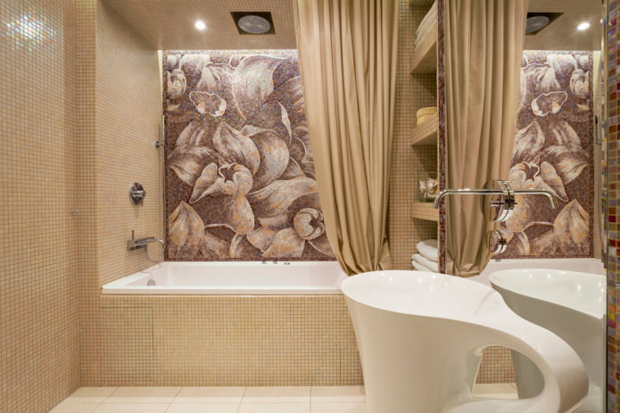 murang kayumanggi mosaic sa loob ng banyo