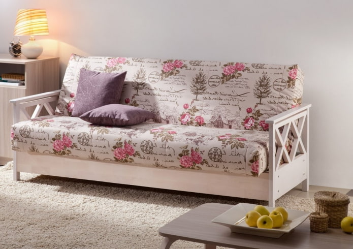 összecsukható kanapé provence stílusban