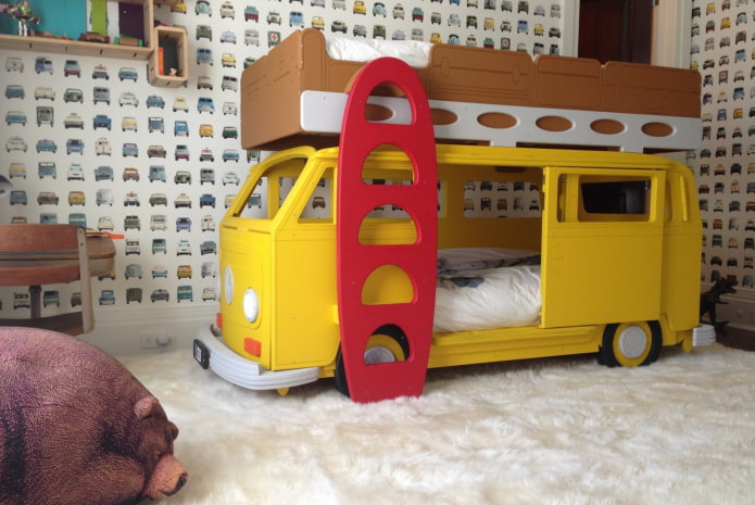 Etagenbett-Bus im Kinderzimmer