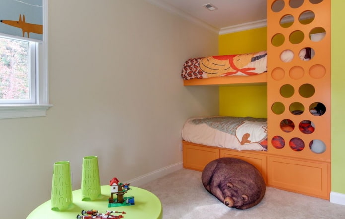 bunk orange bed in the nursery