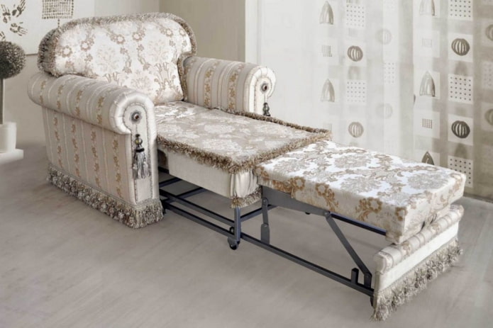 összecsukható fotel klasszikus stílusban