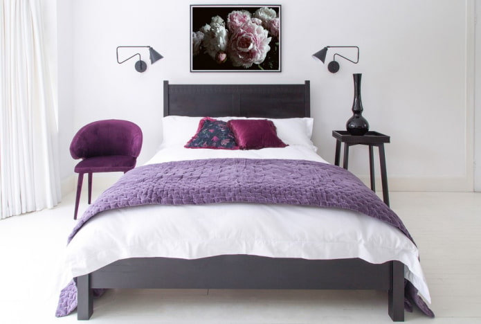 wenge-colored bed in the interior of the bedroom