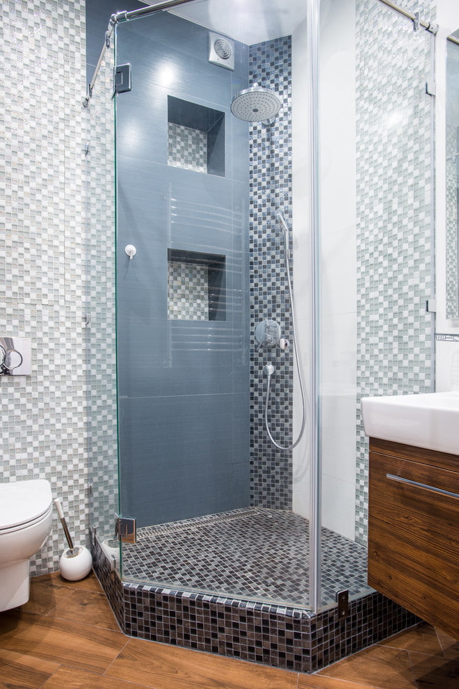 niches from tiles in the shower