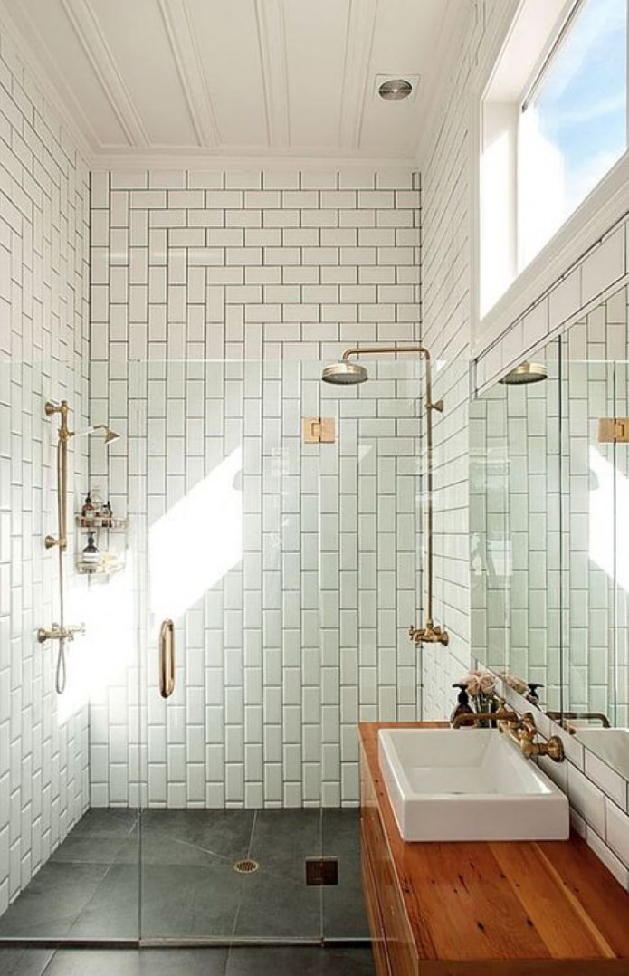 the layout of tiles in the shower room in the interior