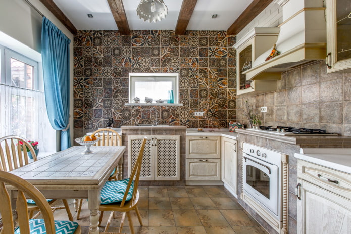 brown floor tiles in the interior of the kitchen