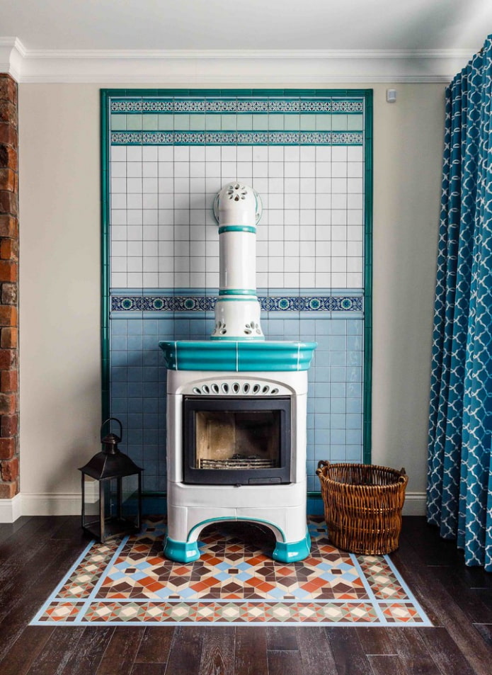 Combined tiles near the stove