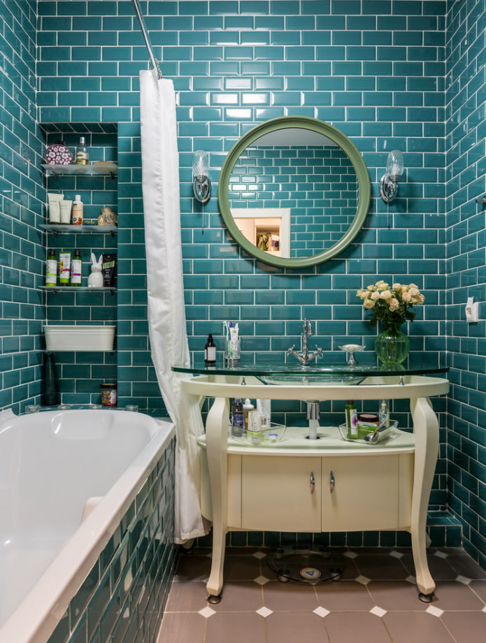 tiled layout with offset in the bathroom