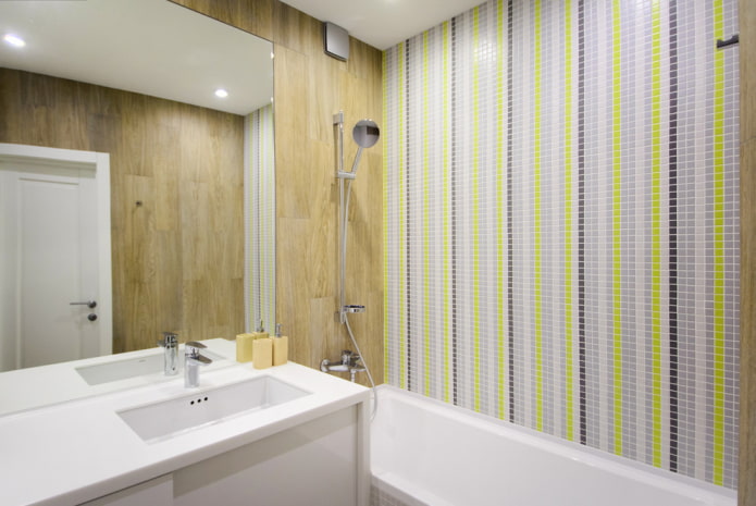 linear tiled bathroom