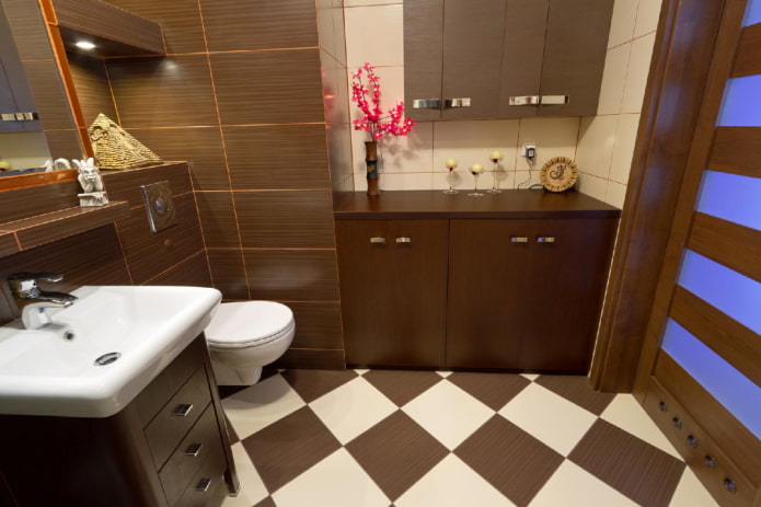checkerboard tiled layout in the bathroom interior