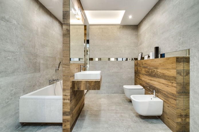fa-szerű csempe és beton kombinációja a fürdőszoba belsejében