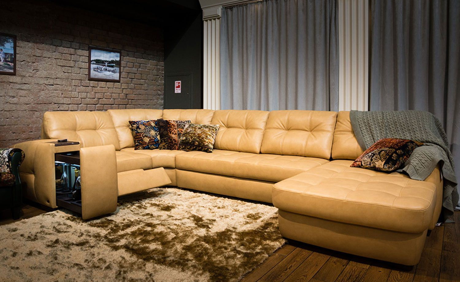sofa with bar