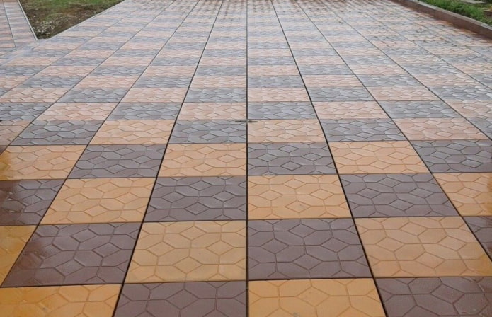pavement tile with carpet texture