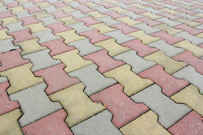 coil shaped pavement tile