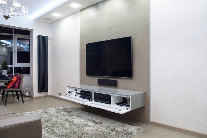 Tumayo ang TV sa modernong interior