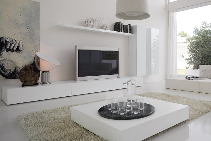 TV-állvány a belső térben a minimalizmus stílusában