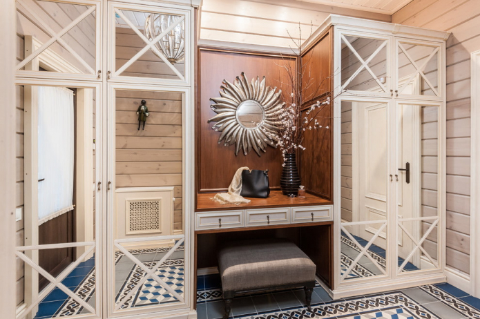 Bright entrance hall with art deco elements