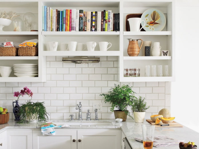 color scheme of shelves in the interior of the kitchen