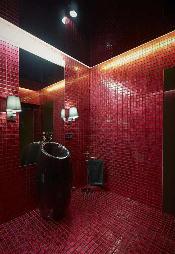 bathroom in red shades
