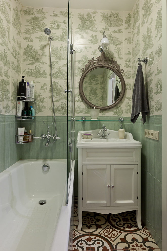 Small bathroom in olive shades