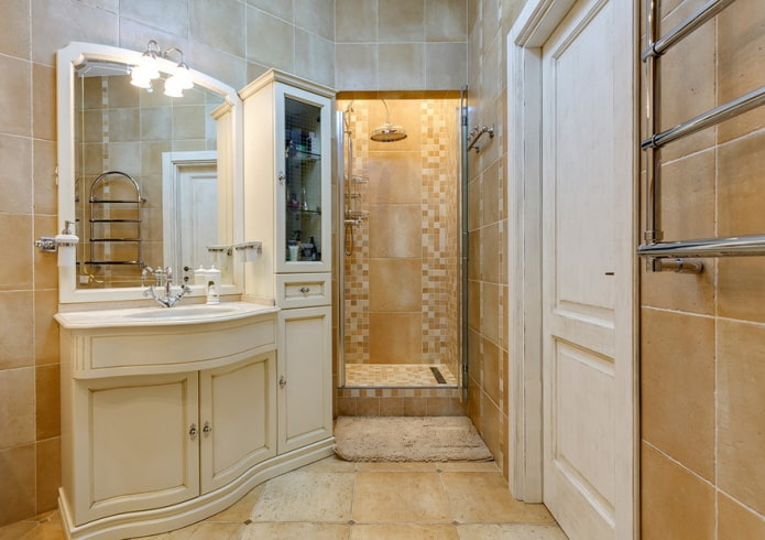 Shower room in a niche