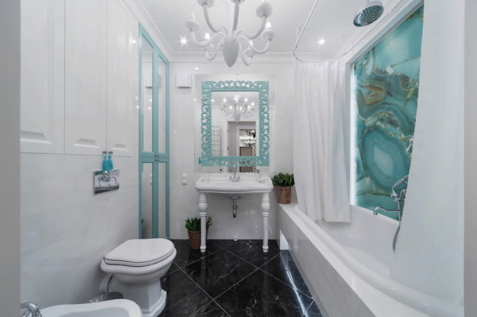 fürdőszoba belső fehér és türkiz színben