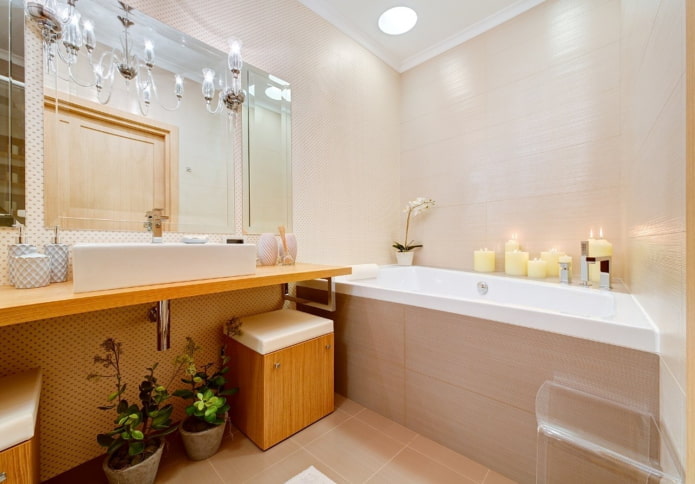 Design eines Badezimmers im Inneren einer Wohnung von 100 Quadraten
