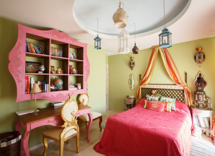 design of a small bedroom for a teenage girl